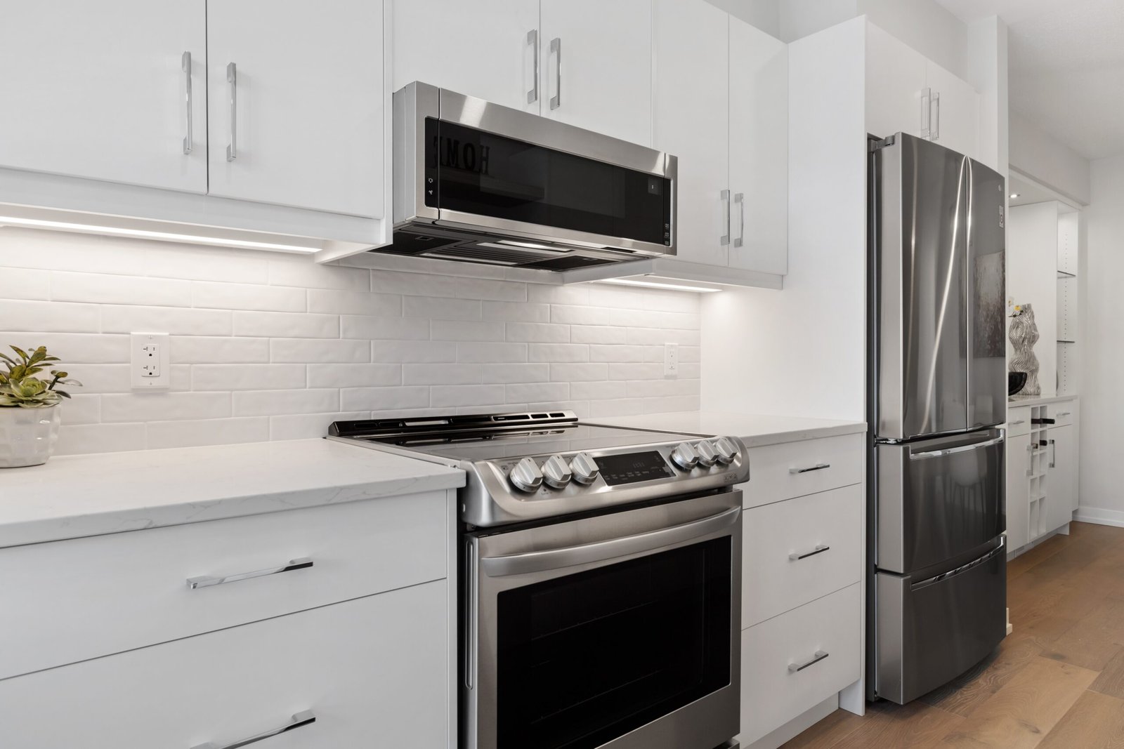 Smart Kitchen Cabinet Solutions